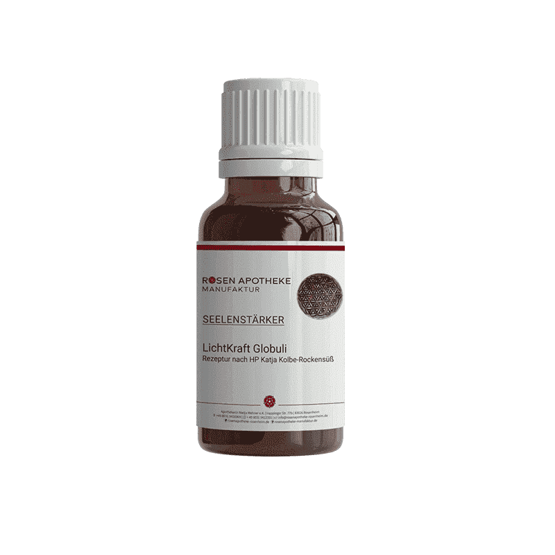 Ein Bild einer Flasche Seelenstärker LichtKraft Globuli mit rotem Etikett darauf, von der Rosen Apotheke Manufaktur.