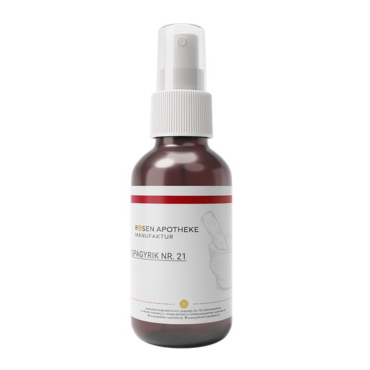 Eine braune Sprühflasche der Rosen Apotheke Manufaktur Spagyrik Nr. 21 mit weiß-rotem Etikett und Sprühkappe, die eine spagyrische Mischung enthält, die für ihre blutstillende Wirkung bei Blutungen bekannt ist.
